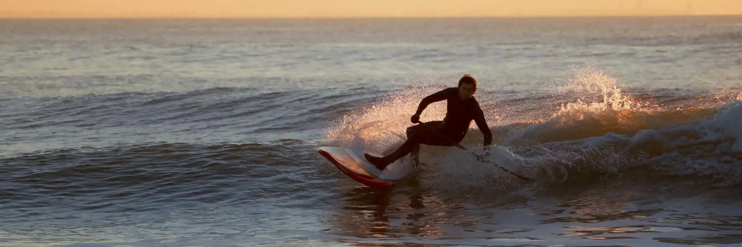 is sup surfing easier than surfing Is SUP Surfing Easier Than Surfing?