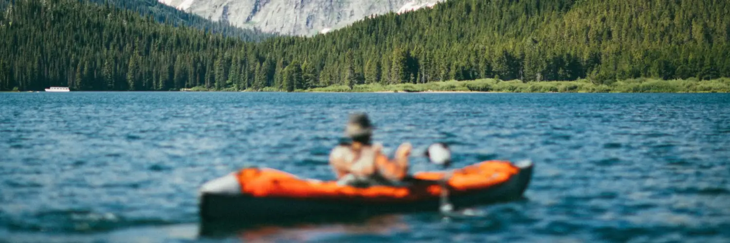 kayak vs rowboat choosing the right watercraft for your adventure Kayak vs Rowboat: Choosing the Right Watercraft for Your Adventure